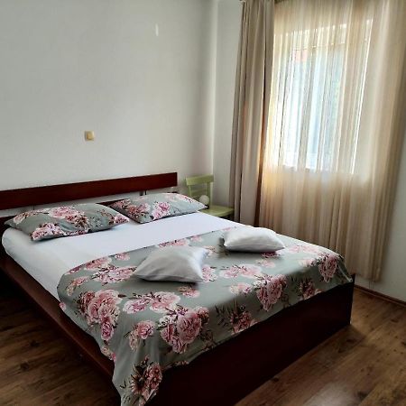 Apartments Snjezana Нови Винодолски Екстериор снимка