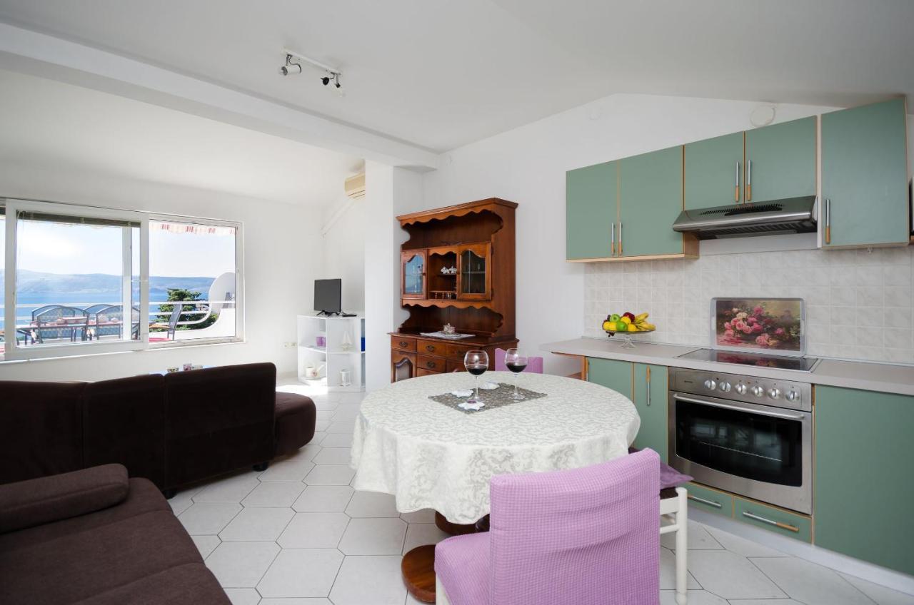 Apartments Snjezana Нови Винодолски Екстериор снимка
