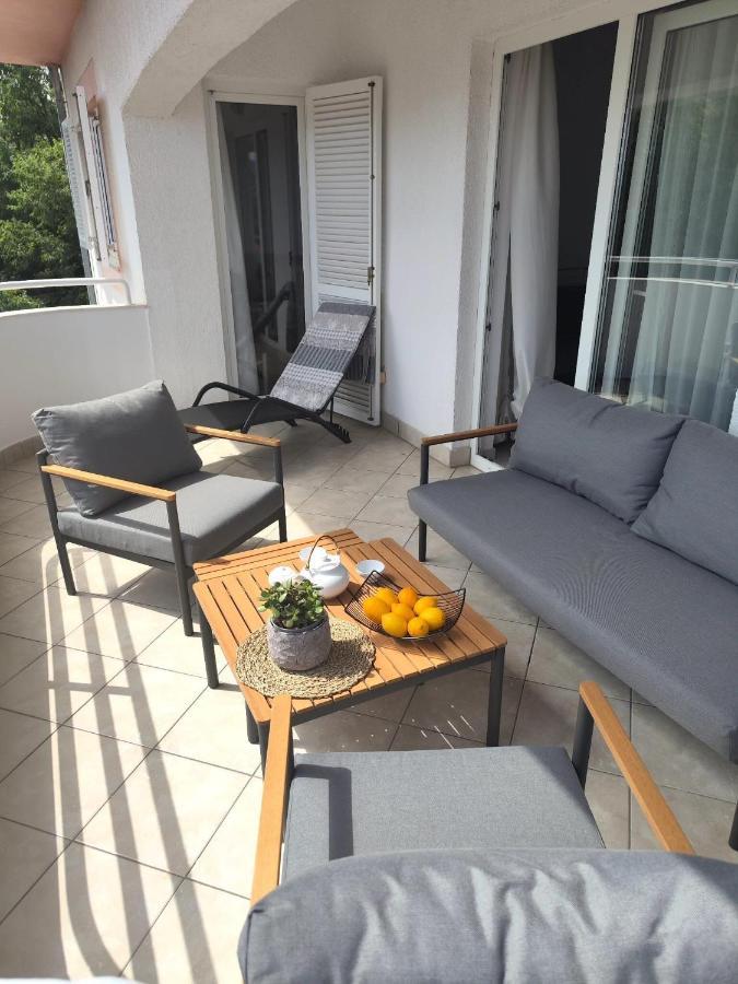 Apartments Snjezana Нови Винодолски Екстериор снимка