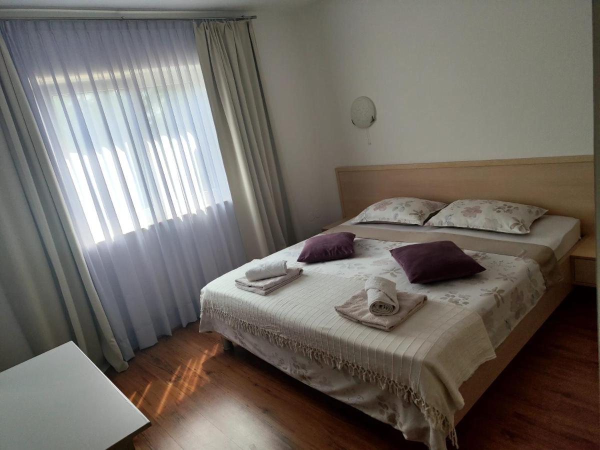 Apartments Snjezana Нови Винодолски Екстериор снимка