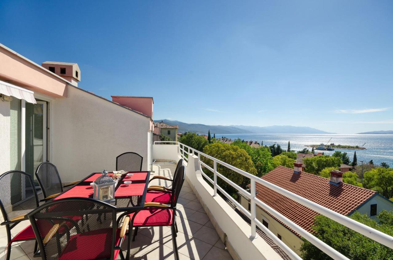 Apartments Snjezana Нови Винодолски Екстериор снимка